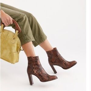 Free People Marietta Snake Heeled Boot womens EU 41 NEW